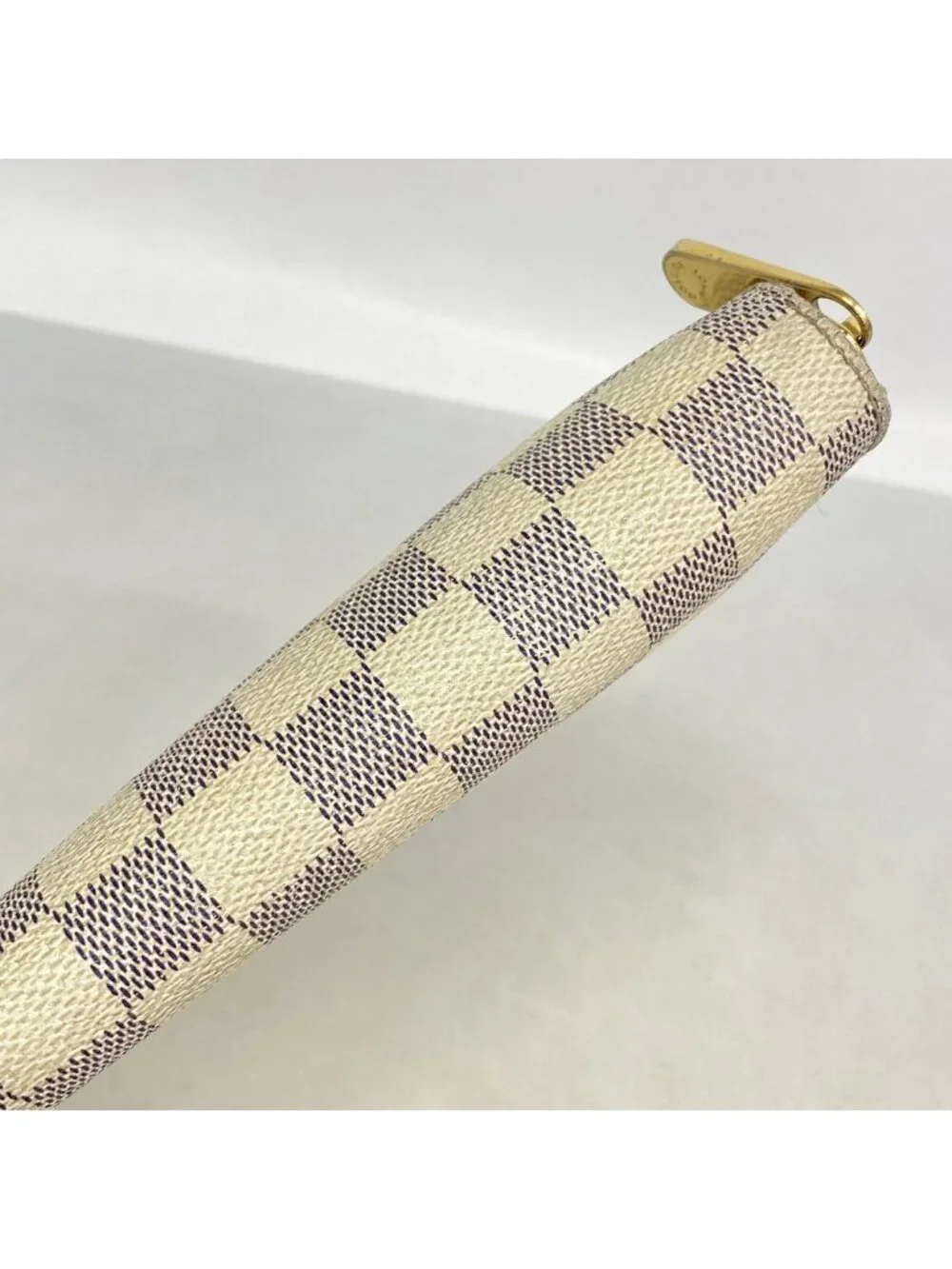Louis Vuitton Wallet Damier Azur Zippy Organizer White
